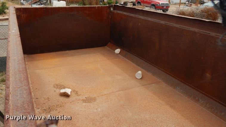 image for item DC2155 2001 Mack RD688S  dump truck