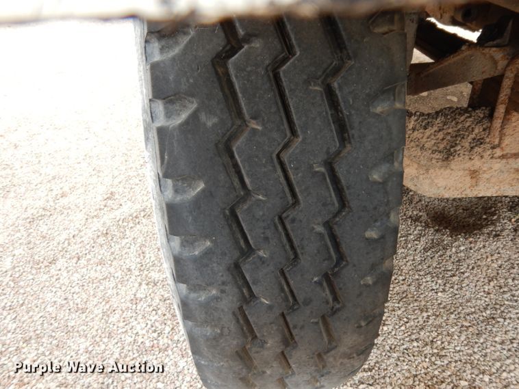 image for item DC2155 2001 Mack RD688S  dump truck