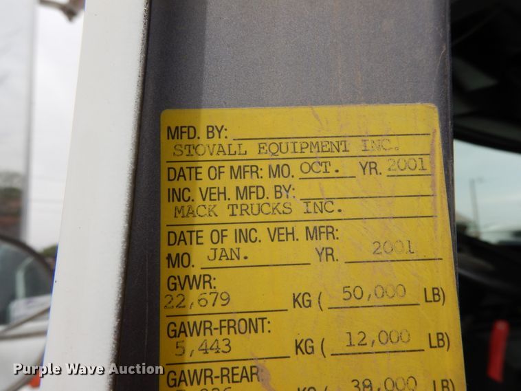 image for item DC2155 2001 Mack RD688S  dump truck