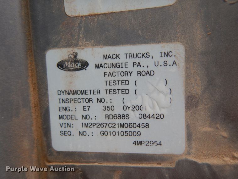 image for item DC2155 2001 Mack RD688S  dump truck