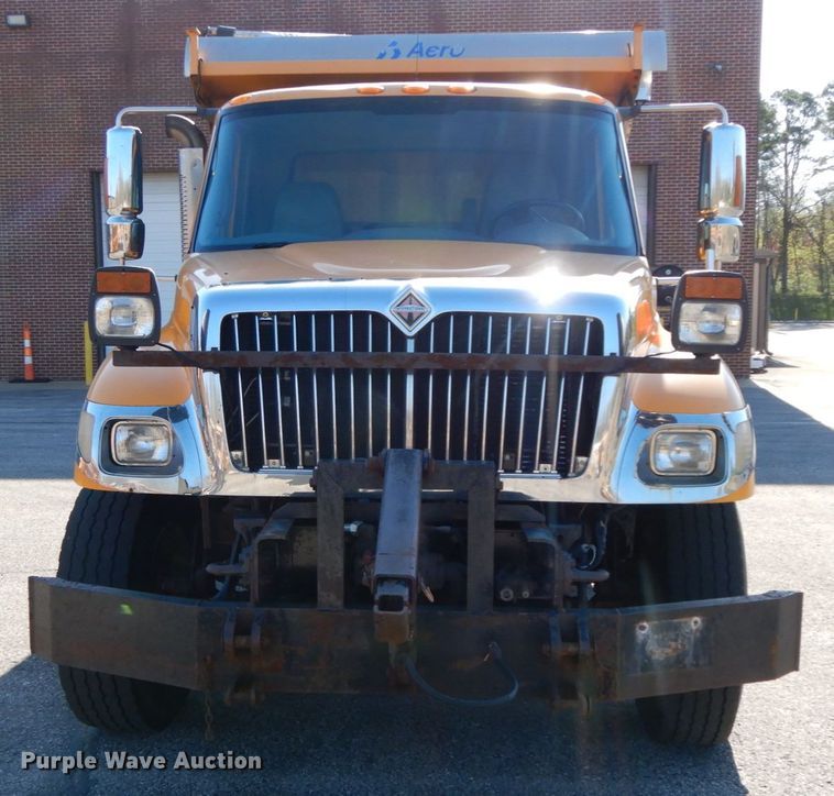 image for item DF6503 2006 International 7400  dump truck