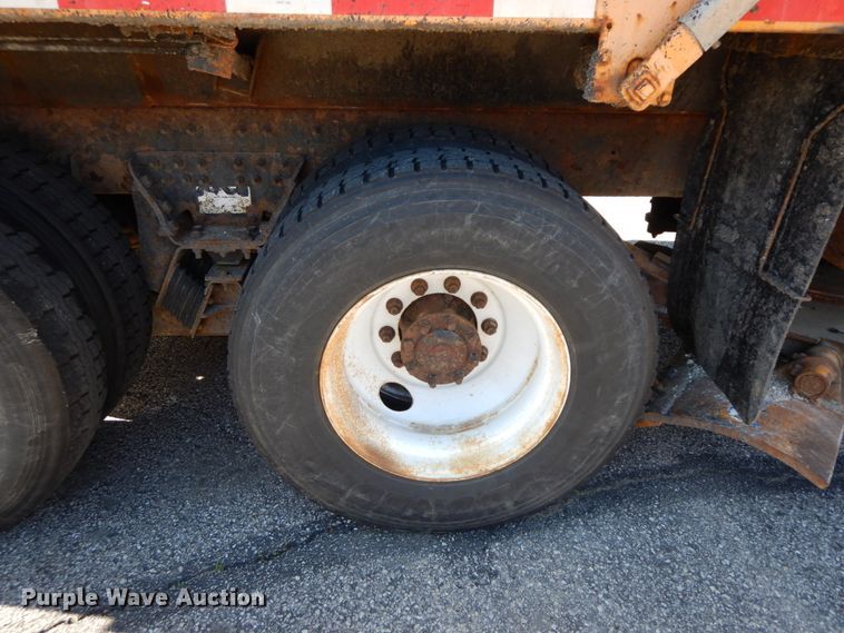 image for item DF6503 2006 International 7400  dump truck