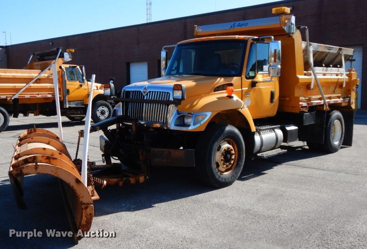 image for item DF6504 2006 International 7400  dump truck