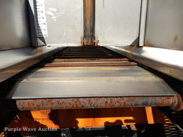 image for item DF6504 2006 International 7400  dump truck