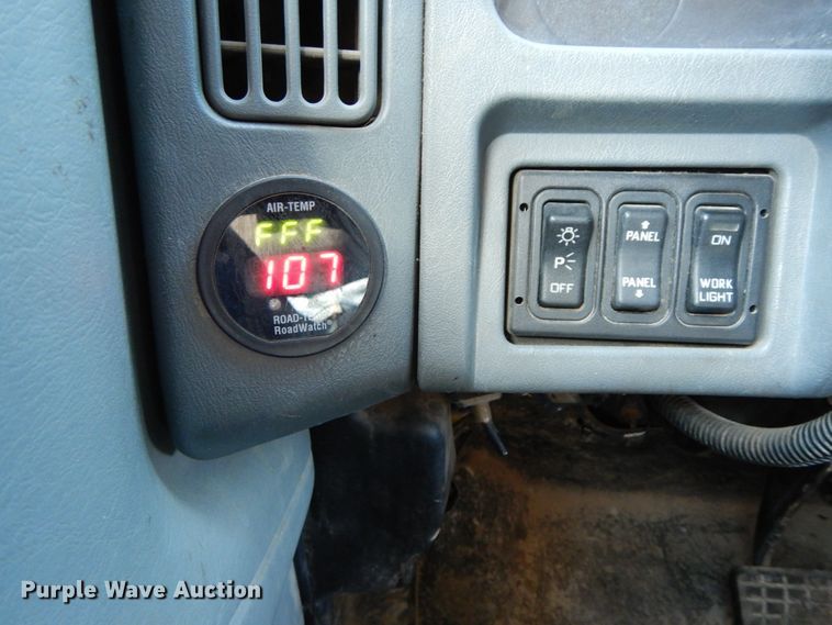 image for item DF6504 2006 International 7400  dump truck