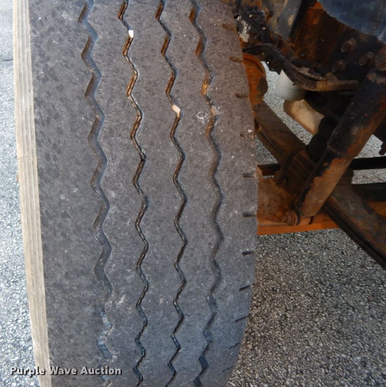 image for item DF6504 2006 International 7400  dump truck