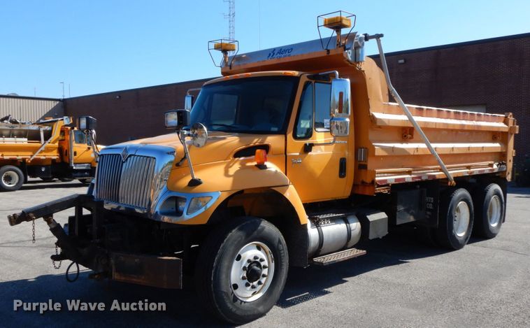 image for item DF6505 2007 International 7400  dump truck