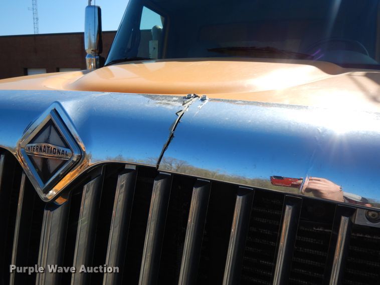 image for item DF6505 2007 International 7400  dump truck