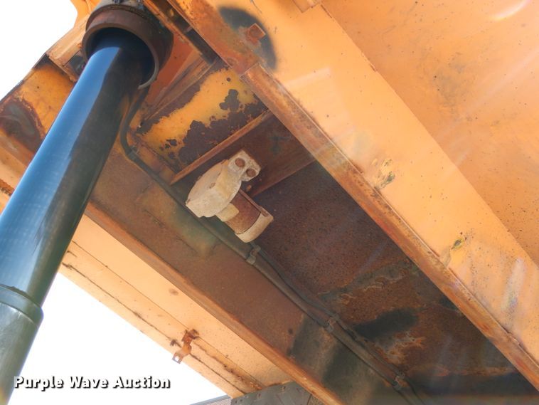 image for item DF6505 2007 International 7400  dump truck