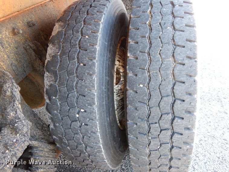 image for item DF6505 2007 International 7400  dump truck