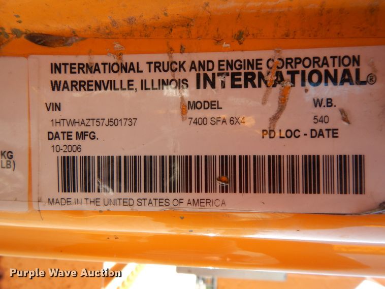 image for item DF6505 2007 International 7400  dump truck