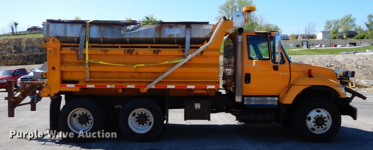 image for item DF6506 2006 International 7500  dump truck