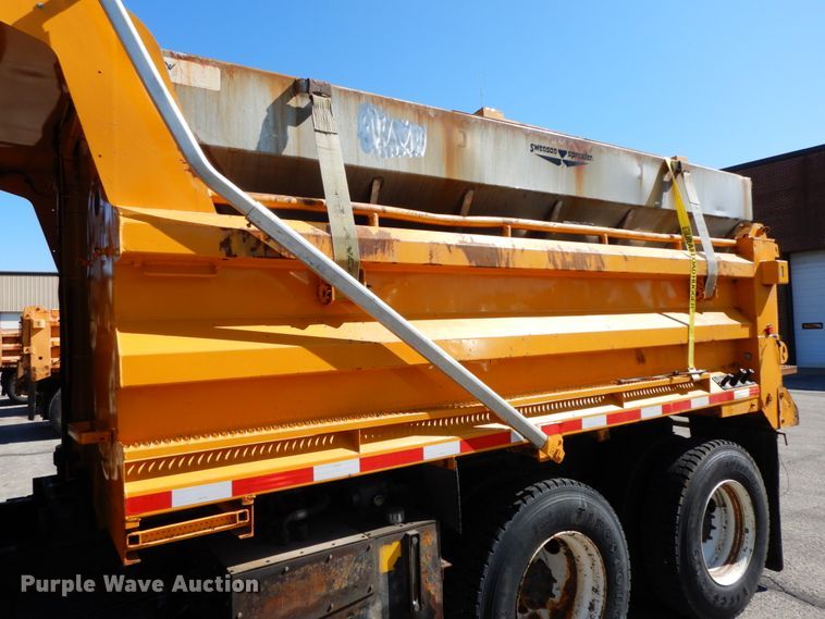 image for item DF6506 2006 International 7500  dump truck