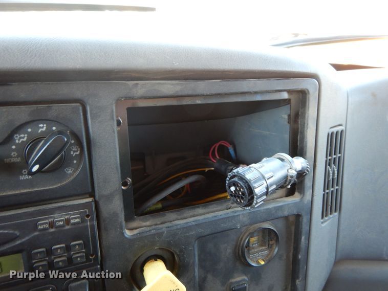 image for item DF6506 2006 International 7500  dump truck