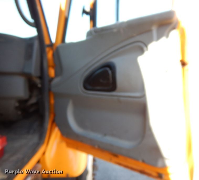 image for item DF6506 2006 International 7500  dump truck