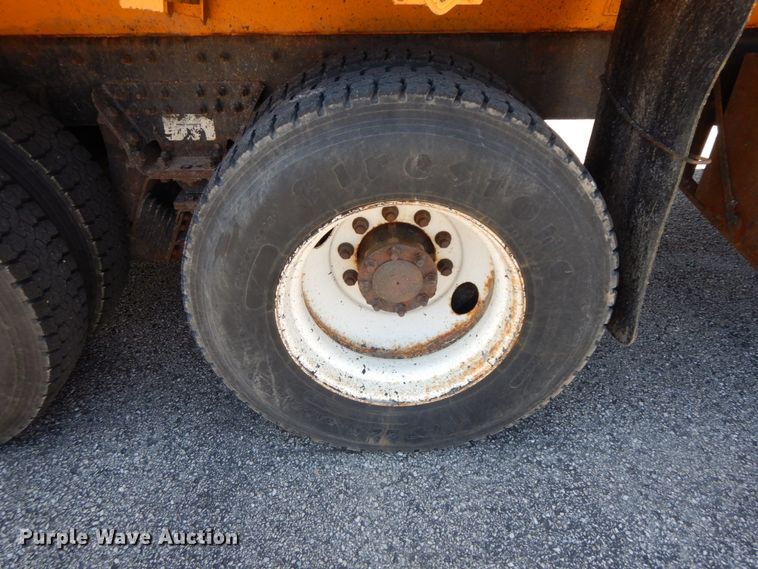 image for item DF6506 2006 International 7500  dump truck