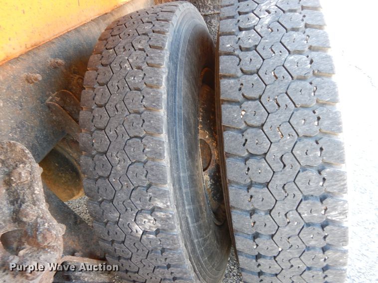 image for item DF6506 2006 International 7500  dump truck