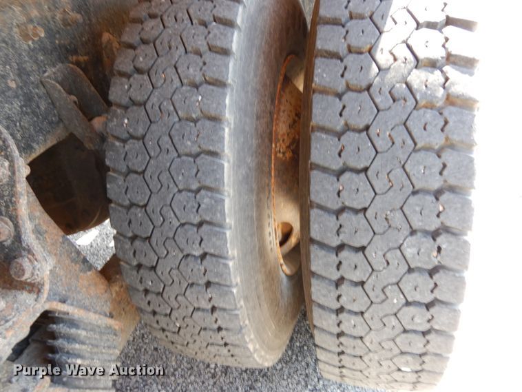 image for item DF6506 2006 International 7500  dump truck