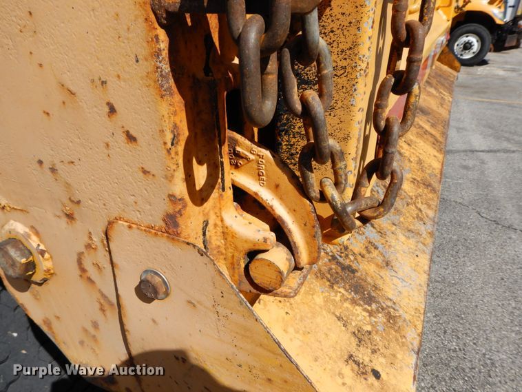 image for item DF6507 2005 International 7400  Crew Cab dump truck