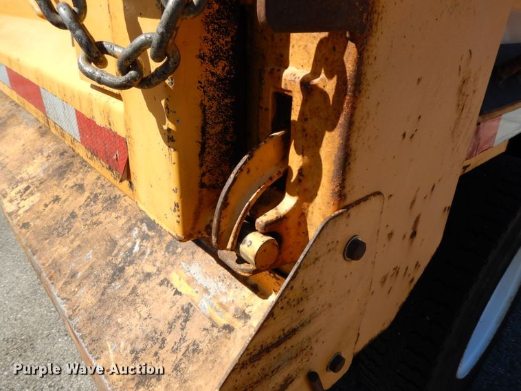 image for item DF6507 2005 International 7400  Crew Cab dump truck