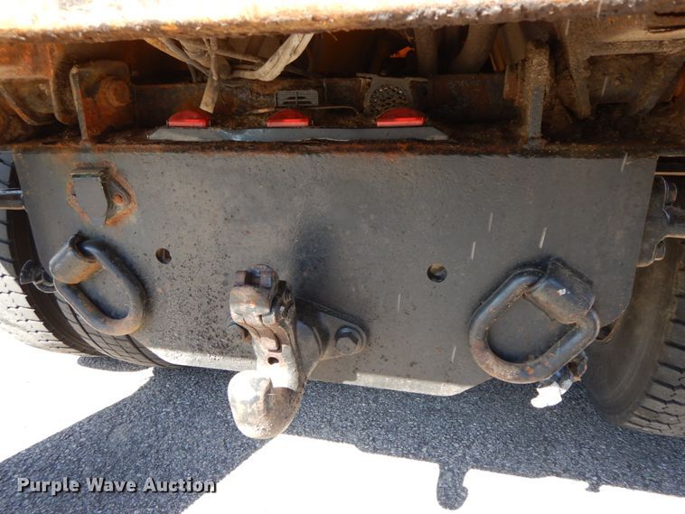 image for item DF6507 2005 International 7400  Crew Cab dump truck