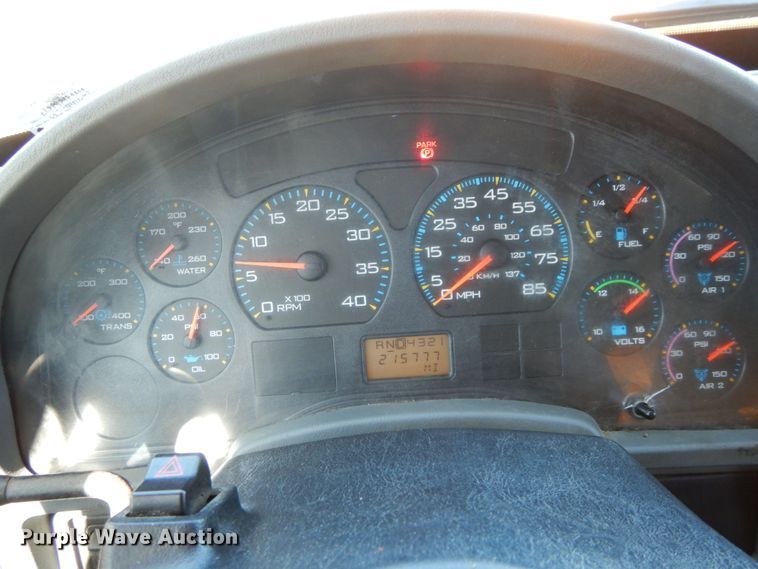 image for item DF6507 2005 International 7400  Crew Cab dump truck