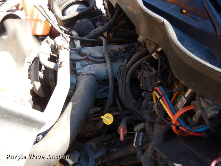 image for item DF6507 2005 International 7400  Crew Cab dump truck