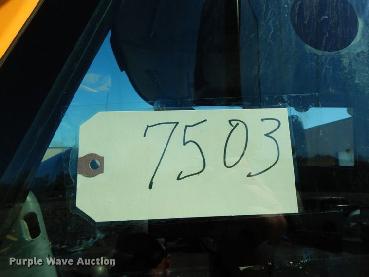 image for item DF6507 2005 International 7400  Crew Cab dump truck