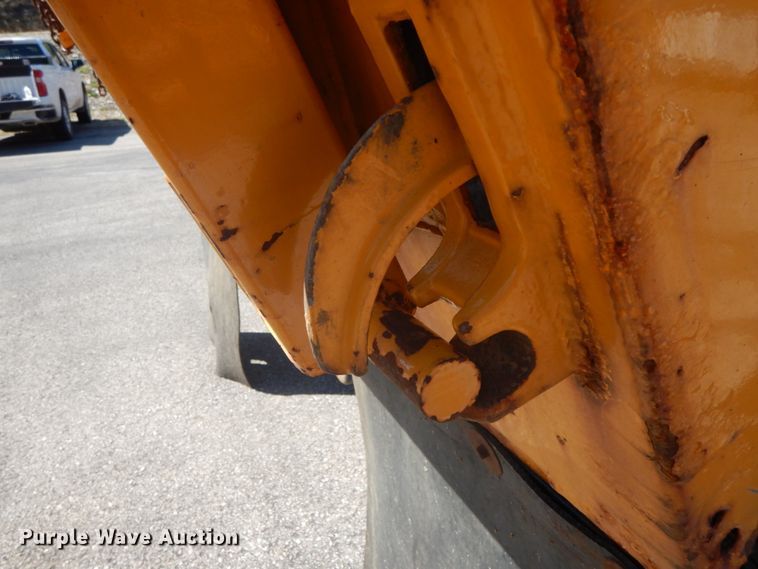 image for item DF6508 2005 International 7400  Crew Cab dump truck