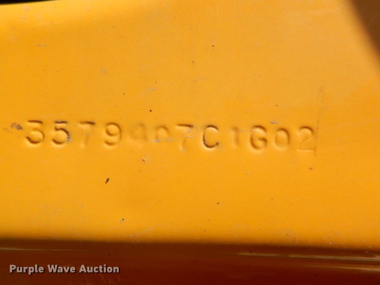 image for item DF6508 2005 International 7400  Crew Cab dump truck