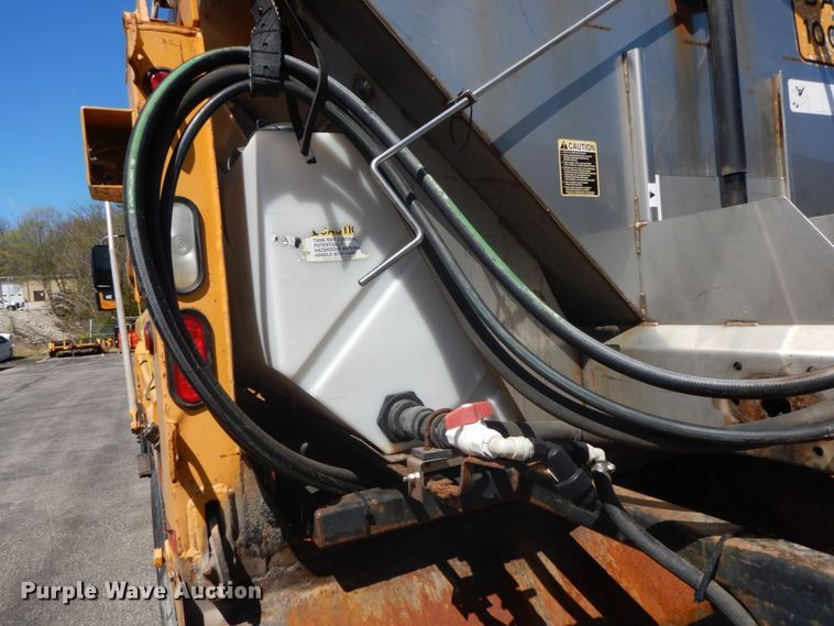 image for item DF6509 2006 International 7500  dump truck