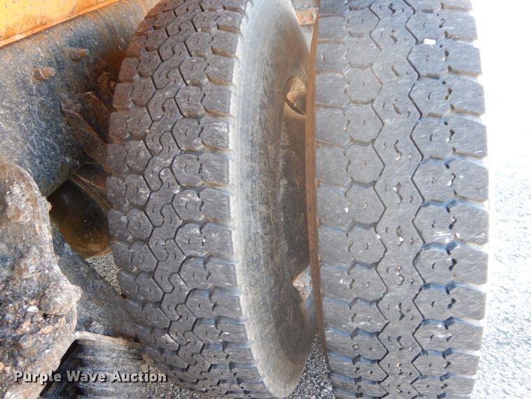 image for item DF6509 2006 International 7500  dump truck