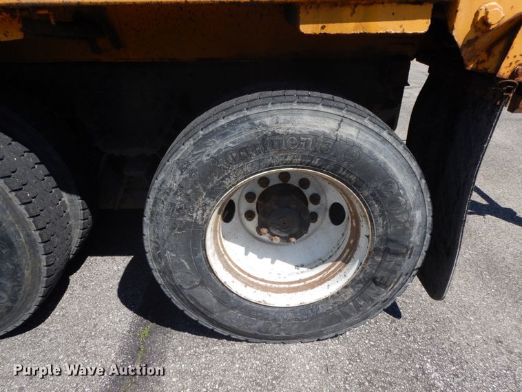 image for item DF6509 2006 International 7500  dump truck