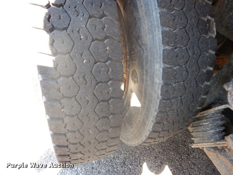 image for item DF6509 2006 International 7500  dump truck