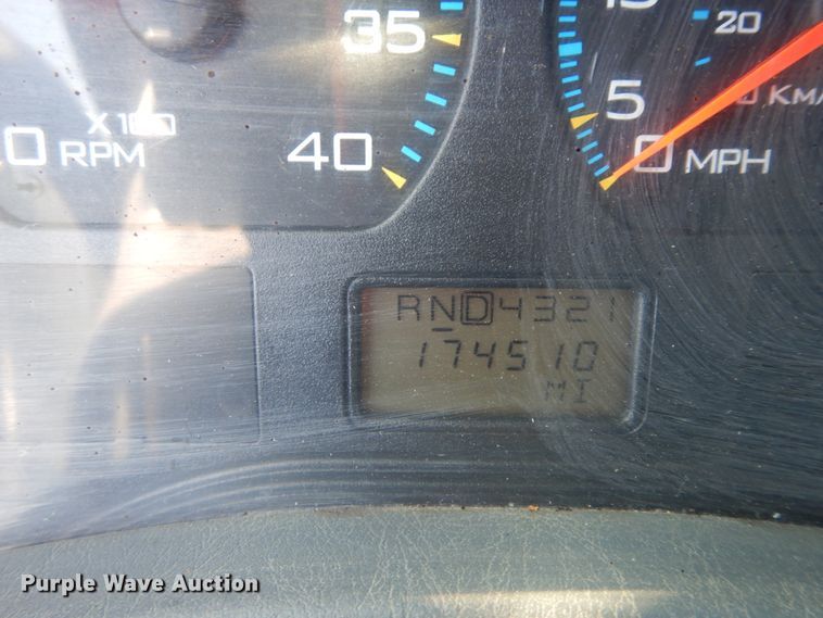 image for item DF6510 2005 International 7400  Crew Cab dump truck