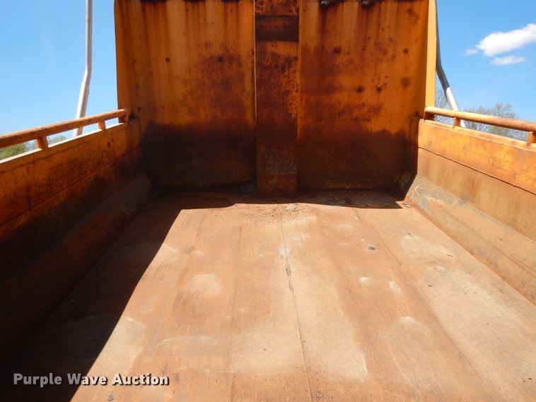 image for item DF6511 2006 International 7400  dump truck