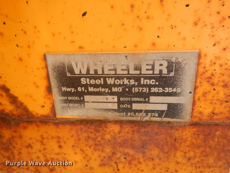 image for item DF6511 2006 International 7400  dump truck