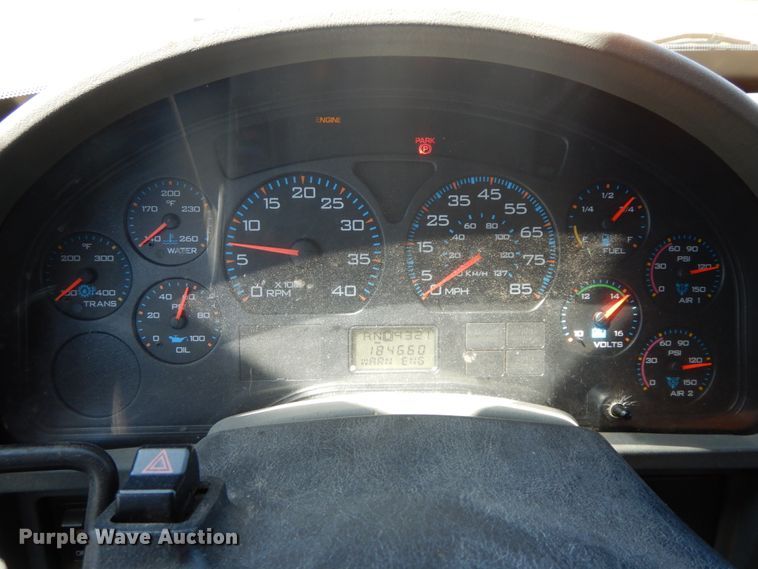 image for item DF6511 2006 International 7400  dump truck