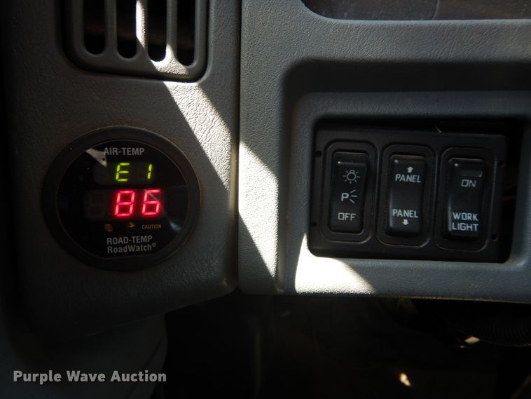 image for item DF6511 2006 International 7400  dump truck