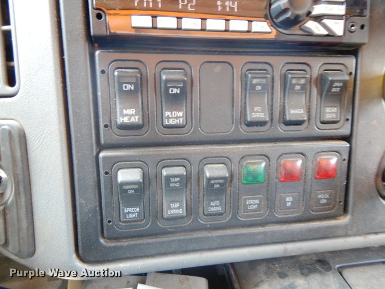 image for item DF6511 2006 International 7400  dump truck