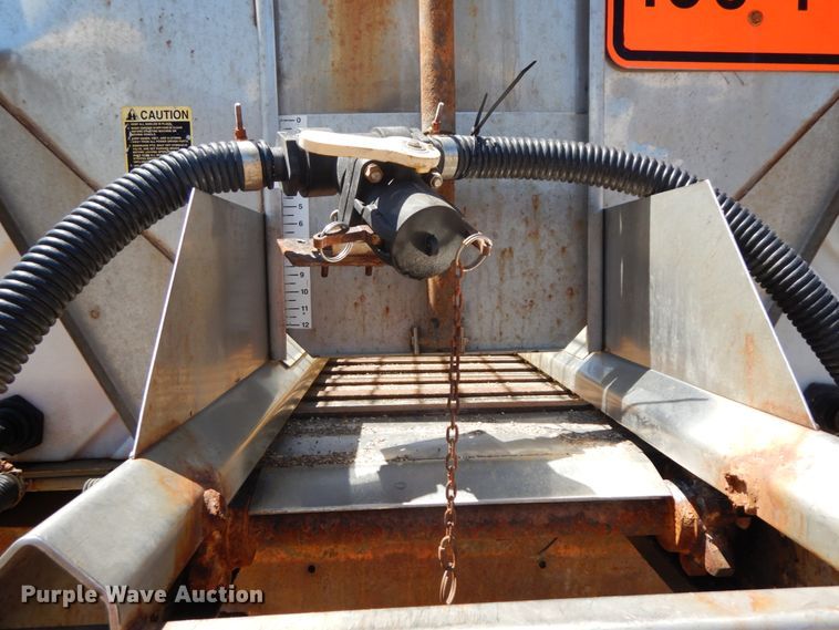 image for item DF6513 2006 International 7500  dump truck