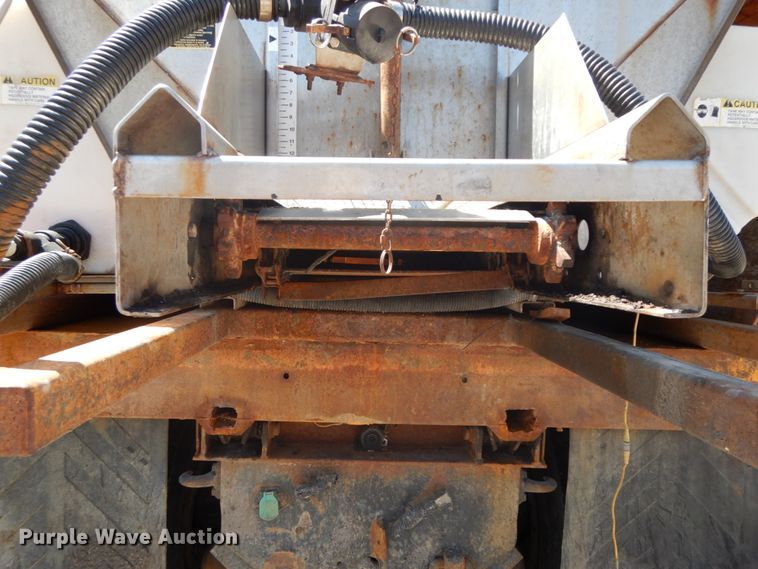 image for item DF6513 2006 International 7500  dump truck