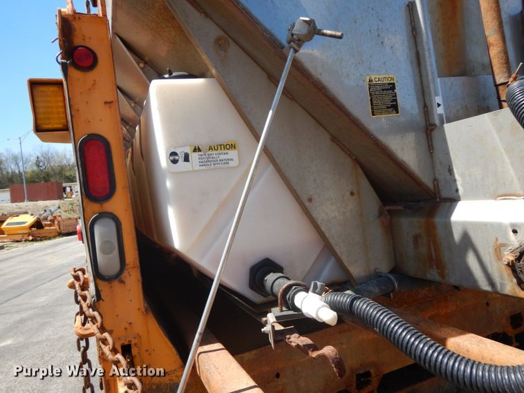 image for item DF6513 2006 International 7500  dump truck