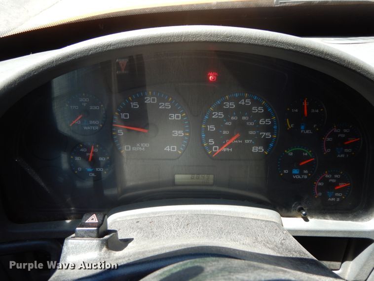 image for item DF6513 2006 International 7500  dump truck