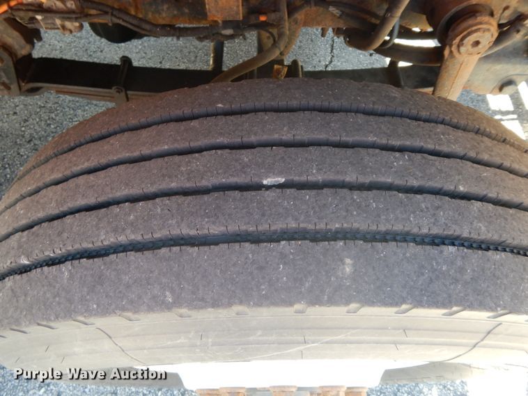 image for item DF6513 2006 International 7500  dump truck