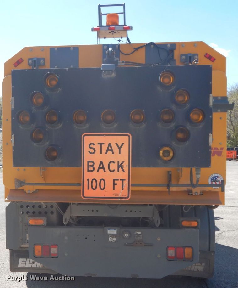 image for item DF6515 2009 Elgin Whirlwind  street sweeper truck