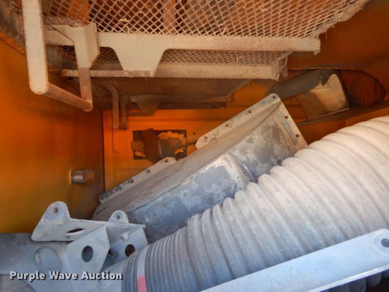 image for item DF6515 2009 Elgin Whirlwind  street sweeper truck