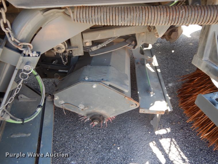 image for item DF6515 2009 Elgin Whirlwind  street sweeper truck