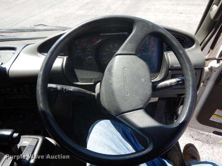 image for item DF6515 2009 Elgin Whirlwind  street sweeper truck