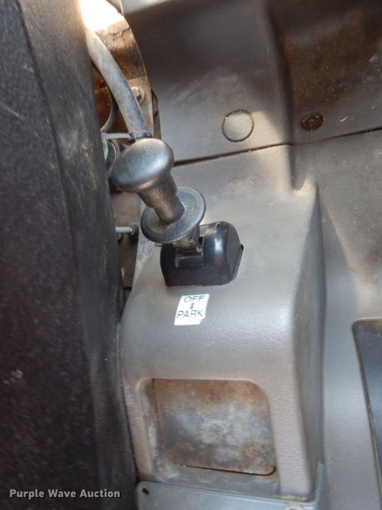 image for item DF6515 2009 Elgin Whirlwind  street sweeper truck